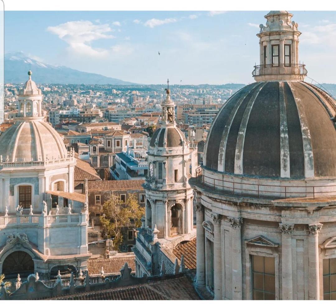 Teatro Massimo Bellini Appartamento Nuovo2+3A/C كاتانيا الغرفة الصورة